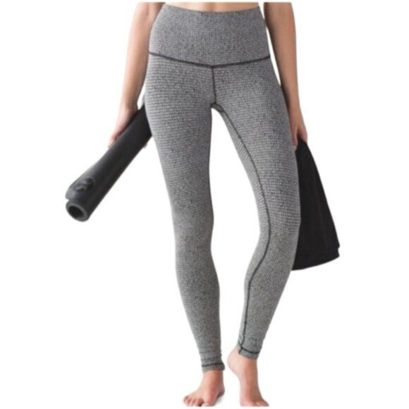 Lululemon Women's White Black Teeny Tooth Houndstooth High Times Leggings Size 6 - Picture 5 of 9